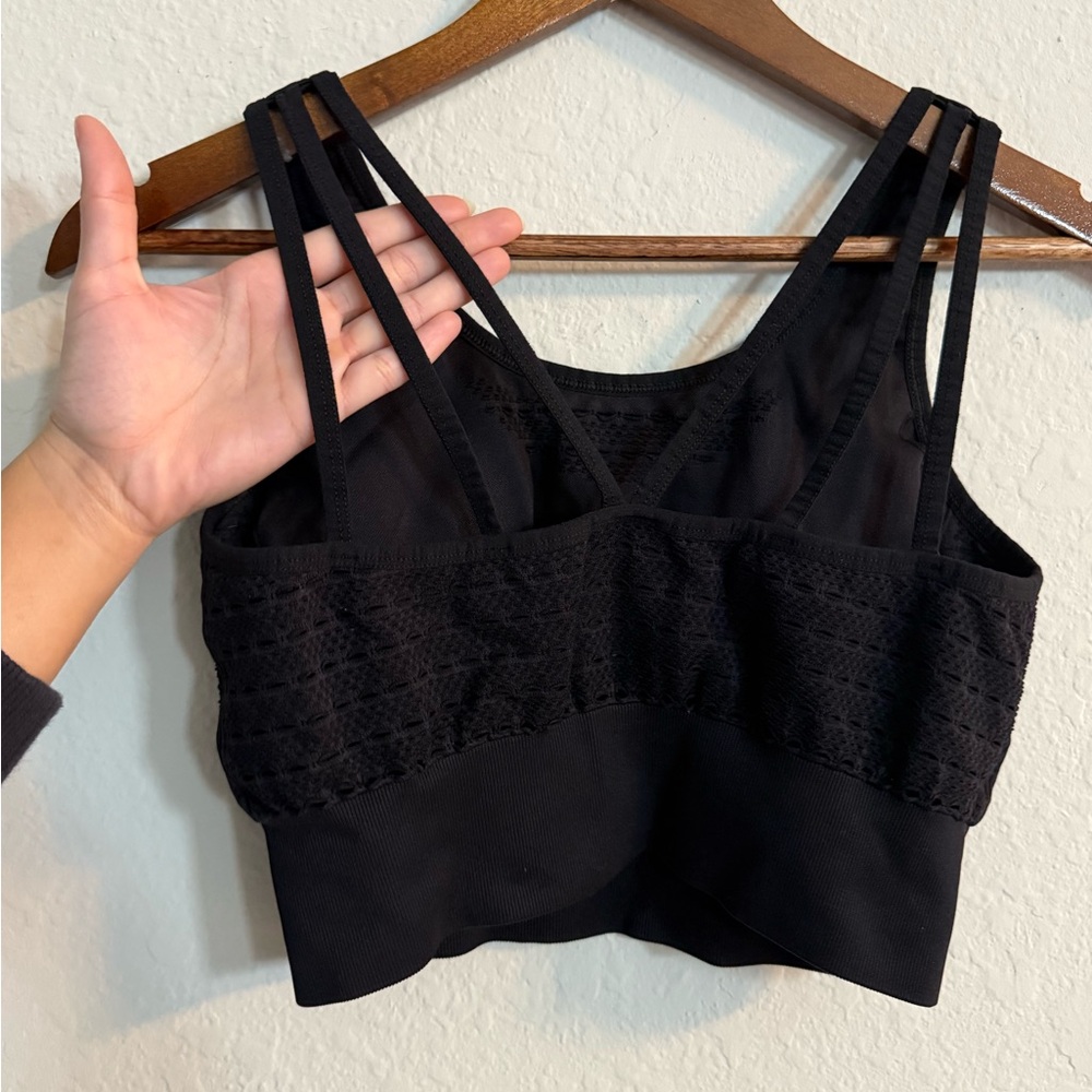 GYMSHARK Energy Seamless Crop Top Black - Picture 6 of 8